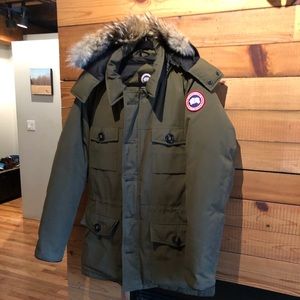 canada goose banff jacket